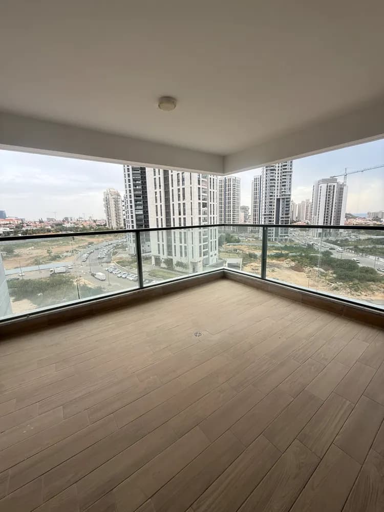 2 דירות זהות של 5 חדרים קומה 5 בניין a+b - 1