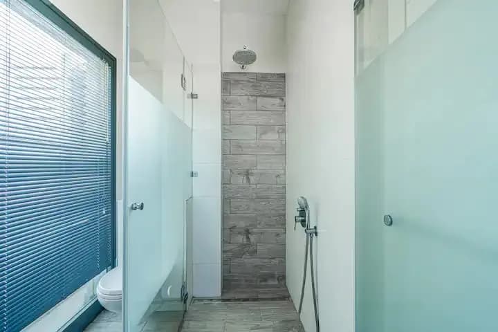 דירה — אלנבי 120 - תמונה 4