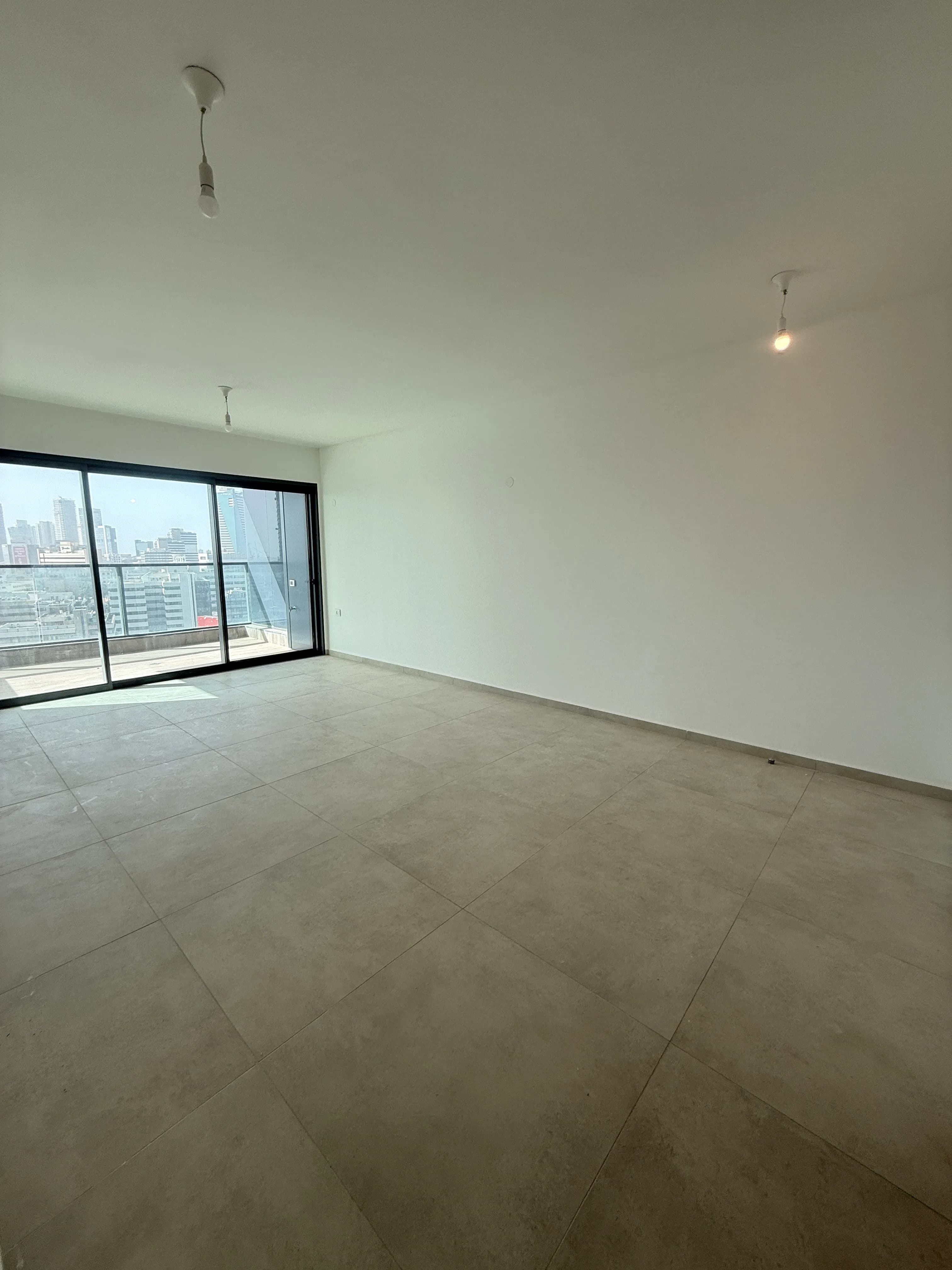 דירת 3 חדרים — בניין B - תמונה 2